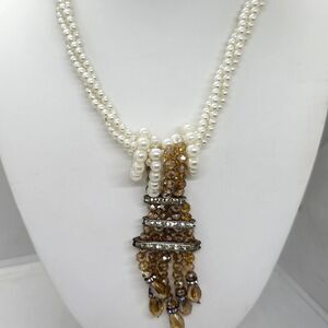 Faux Pearl And Crystals Necklace‎
